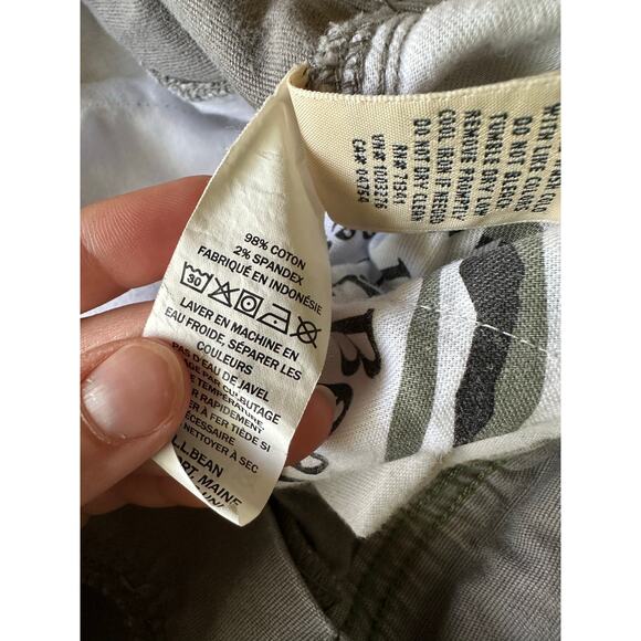 L.L. Bean Vtg Grey Cargo Pants Size 31x34 - Picture 3 of 6